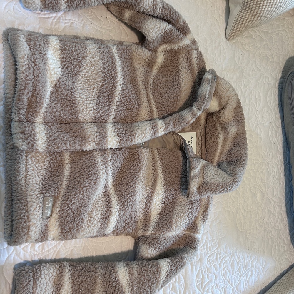 Abercrombie & Fitch Sherpa Jacket